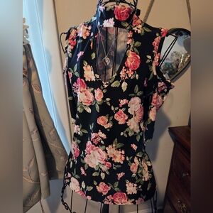 Pinc Black and Pink Floral Blouse